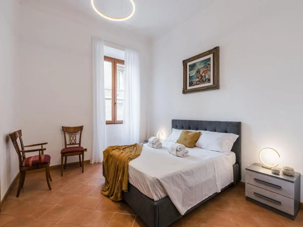 The Best Rent - Three-Bedroom Apartment Near The Quirinale Rome