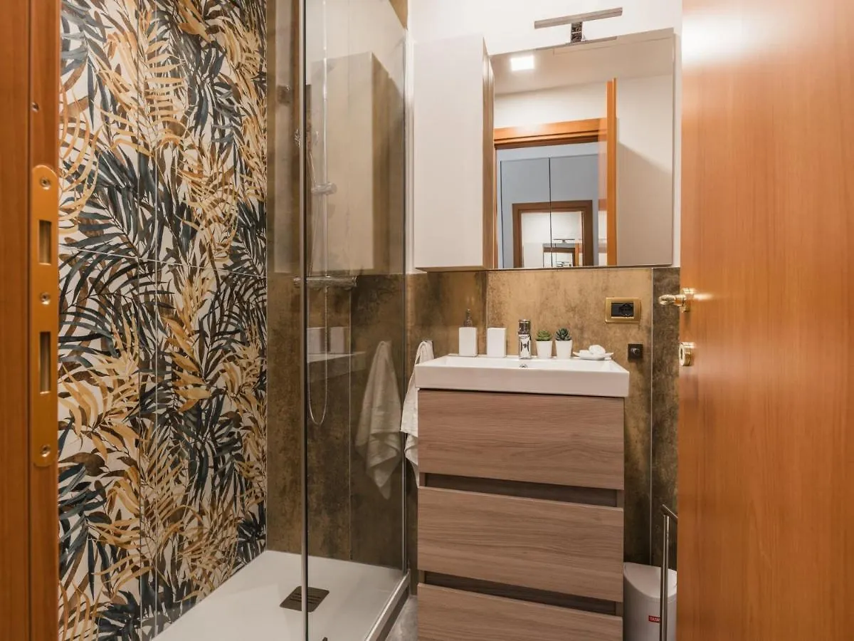The Best Rent - Three-Bedroom Apartment Near The Quirinale Rome Italy