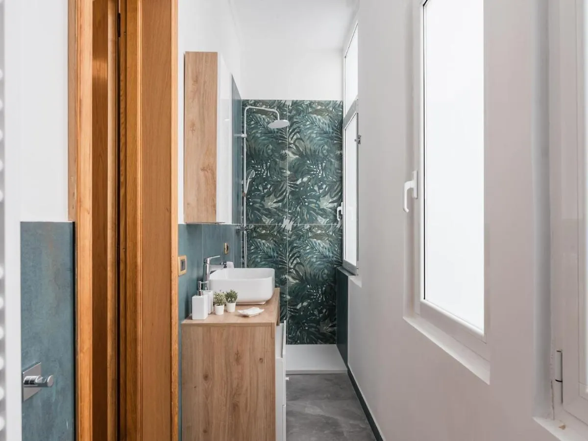 The Best Rent - Three-Bedroom Apartment Near The Quirinale Rome Italy