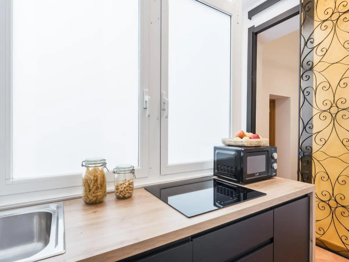 The Best Rent - Three-Bedroom Apartment Near The Quirinale Rome