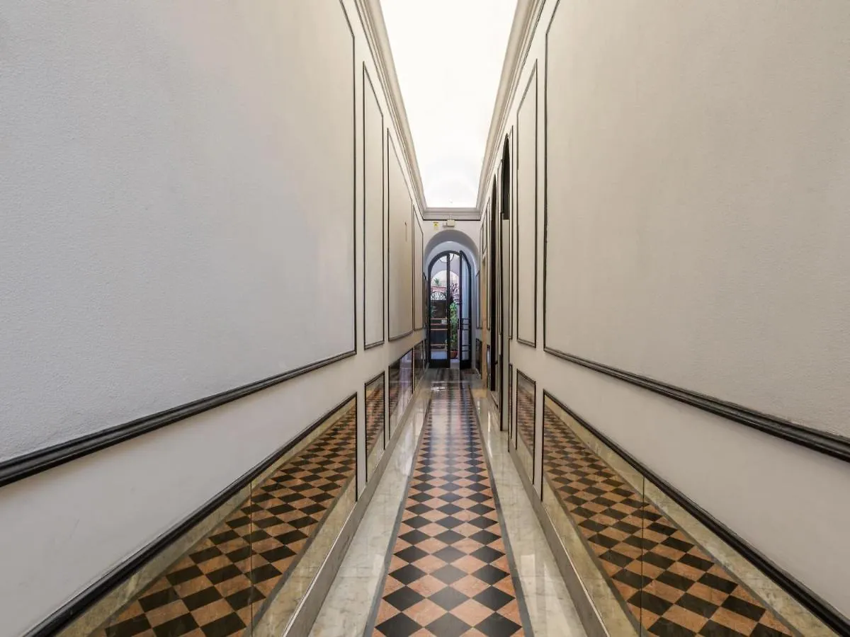 The Best Rent - Three-Bedroom Apartment Near The Quirinale Rome
