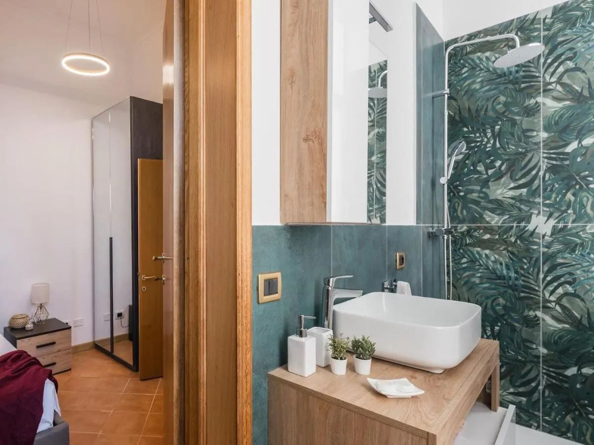 The Best Rent - Three-Bedroom Apartment Near The Quirinale Rome