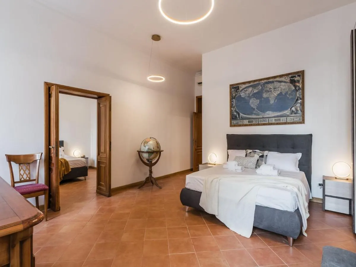 The Best Rent - Three-Bedroom Apartment Near The Quirinale Řím