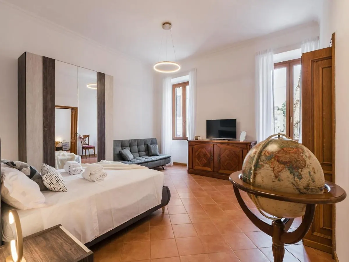 The Best Rent - Three-Bedroom Apartment Near The Quirinale Řím 0*,